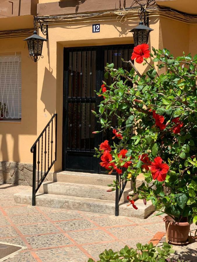 La Casa De Los Tres Amigos Sagunto Esterno foto