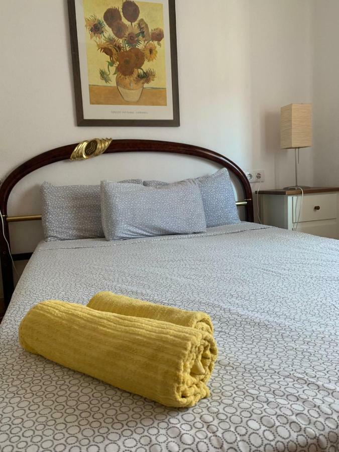 La Casa De Los Tres Amigos Sagunto Esterno foto